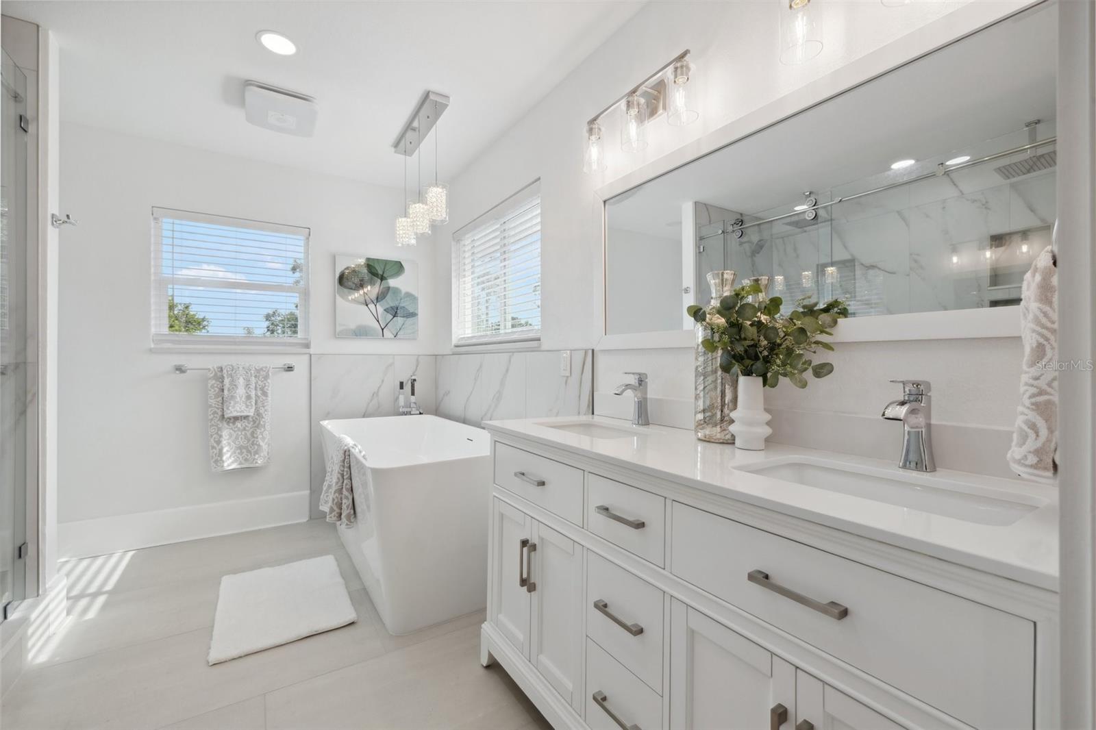 Primary En suite
