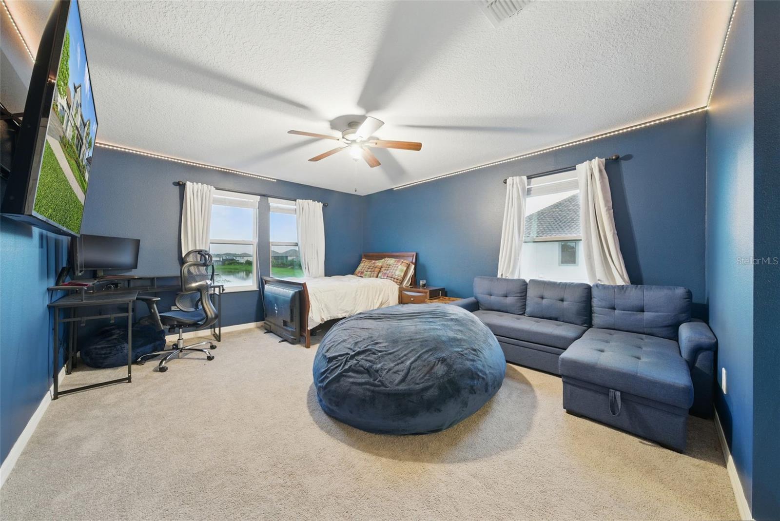 4th Bedroom 2nd Floor, has Walk-in Closet