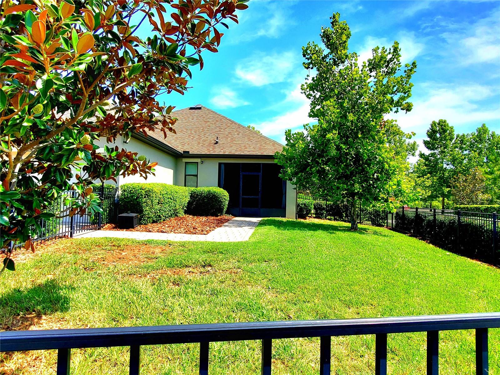 FENCED YARD