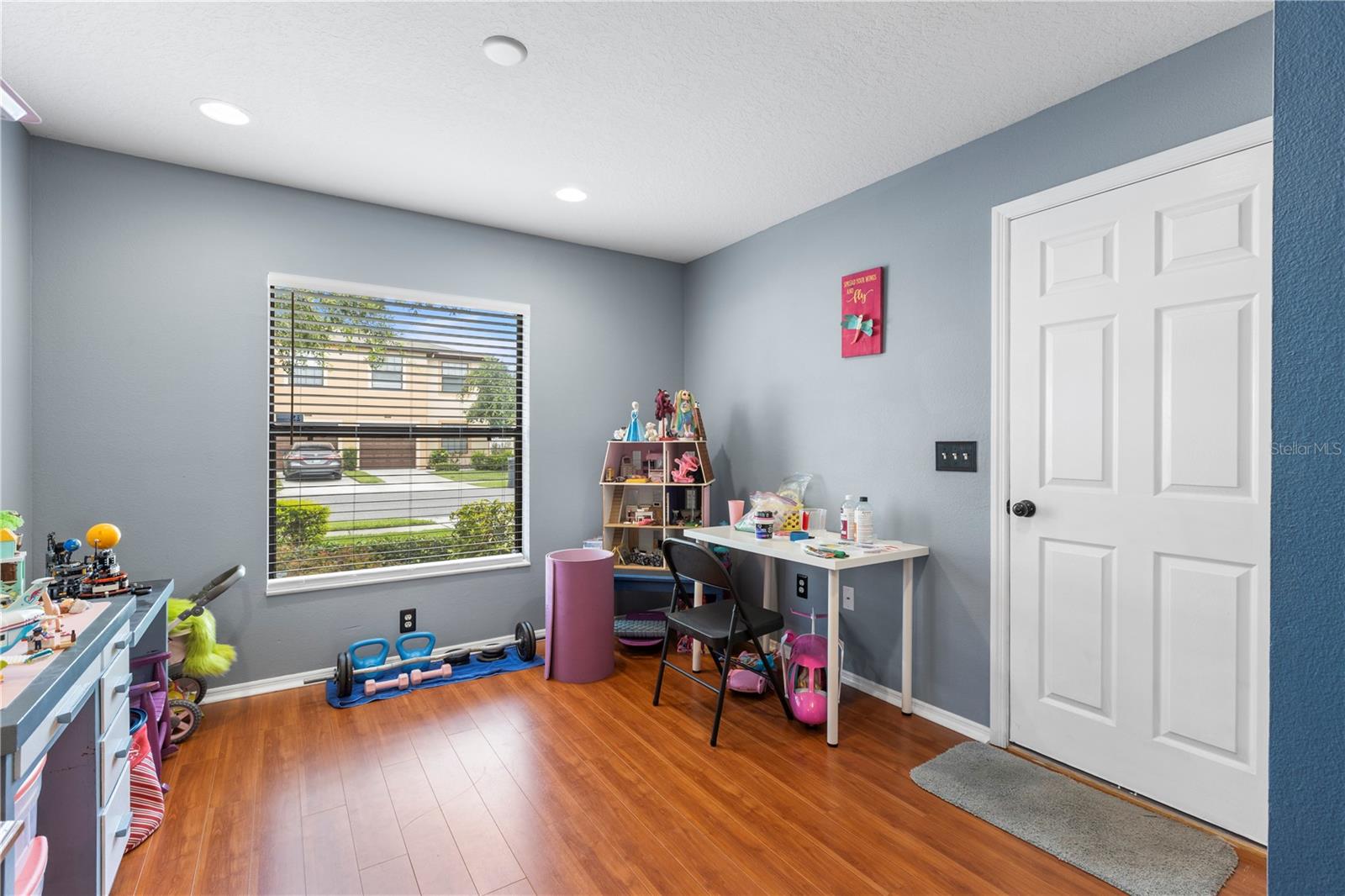 Bonus Room/ Den (Downstairs)