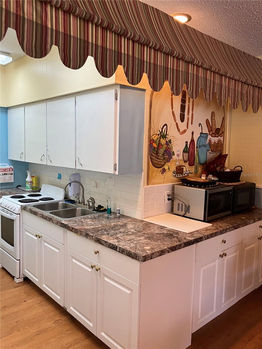 CLUBHOUSE KITCHEN