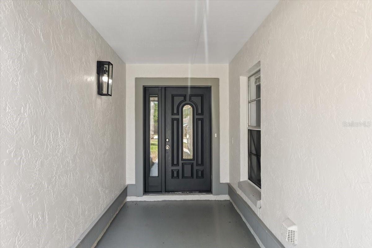 Exterior Entrway