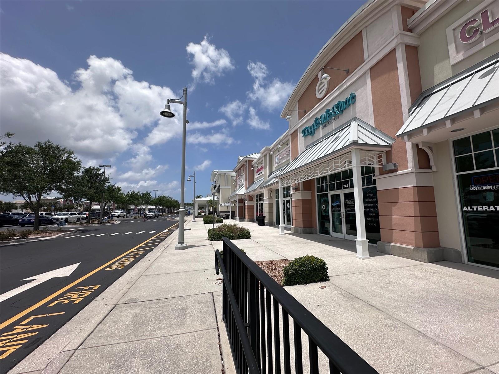 Shoppes of Mangrove Bay Village