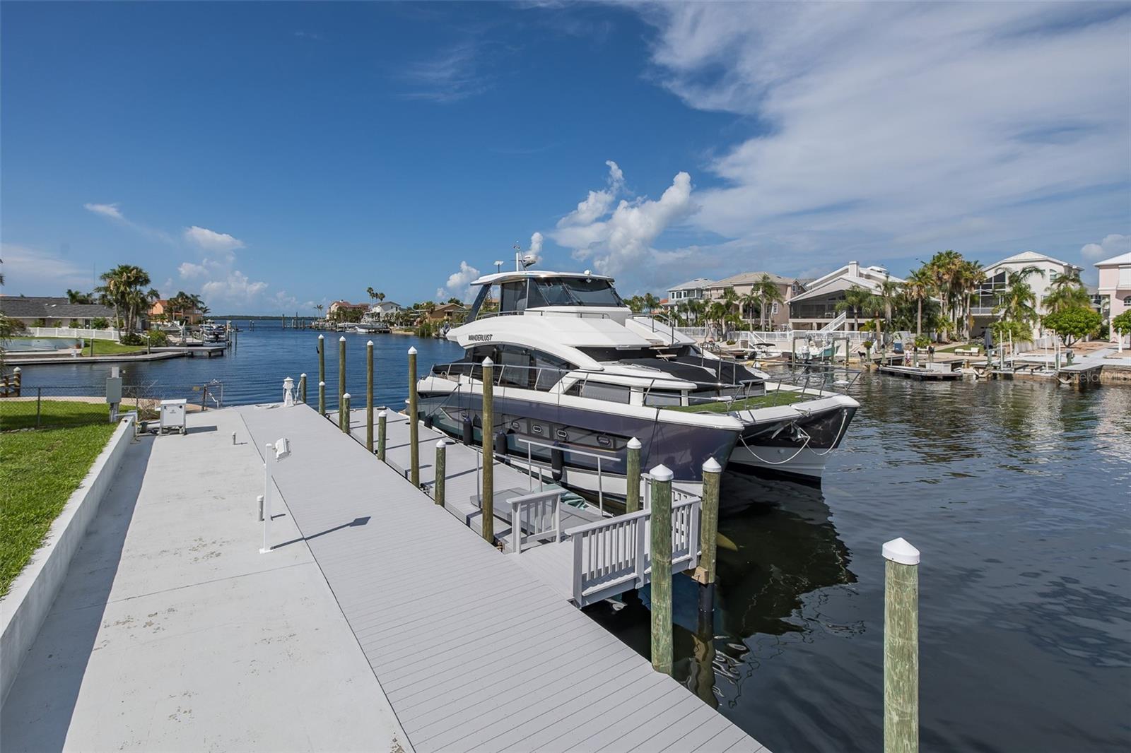 54 foot boat to give you visual of how big the dock is.