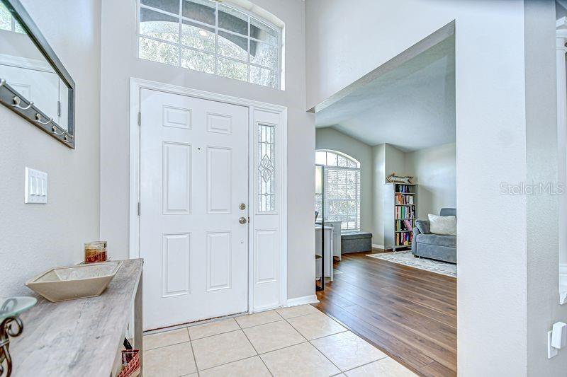 Front Entry/Foyer