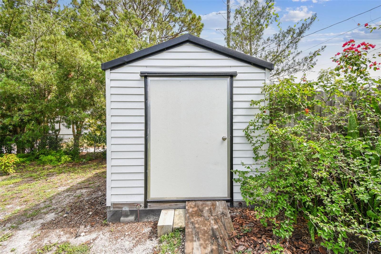 Storage shed