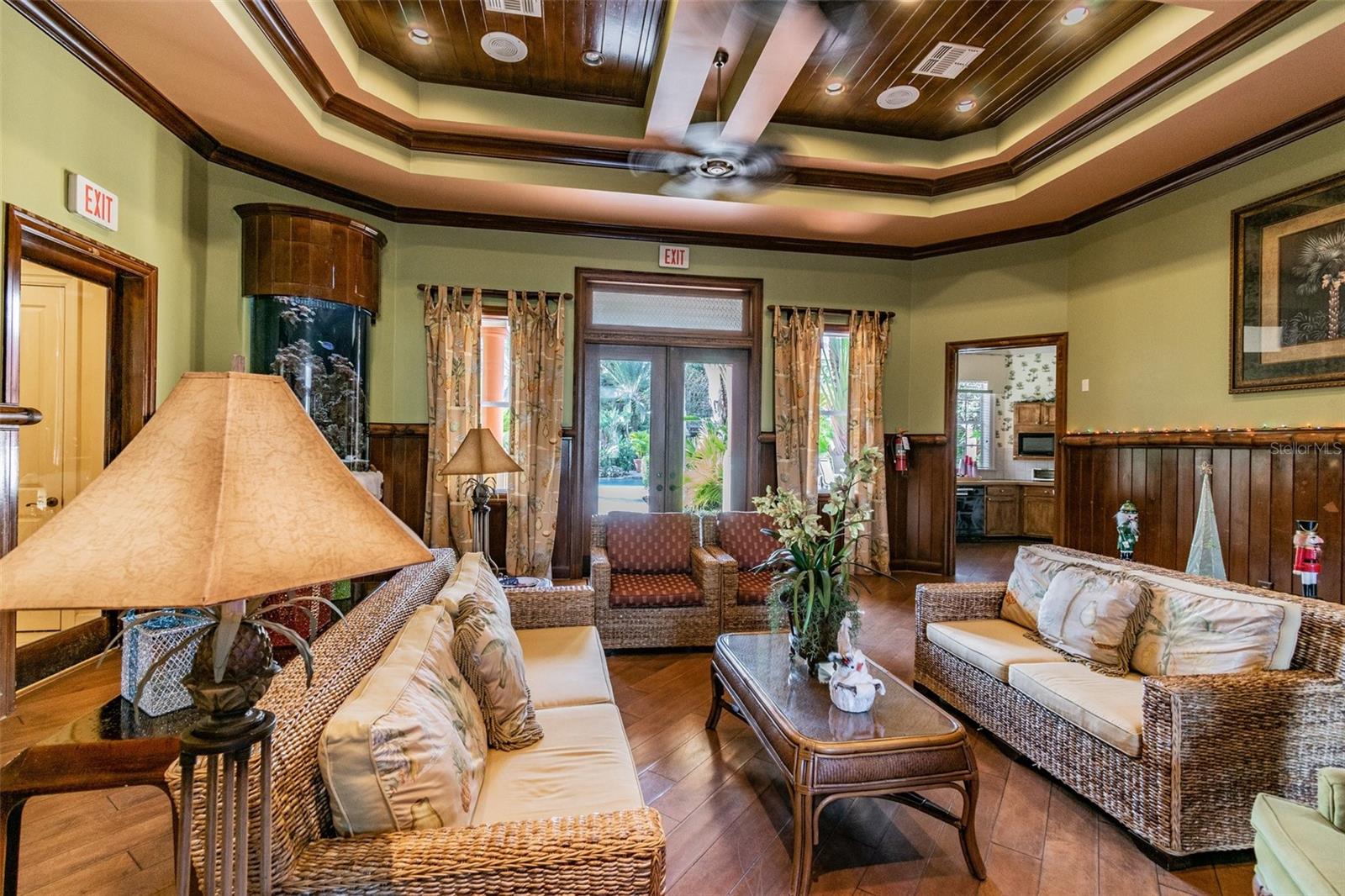 Community Clubhouse perfect for entertaining!