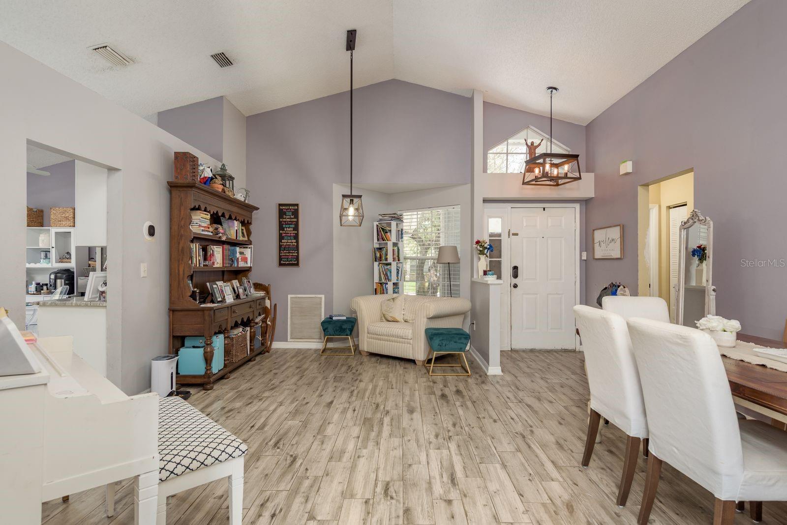 Living/Dining Combo