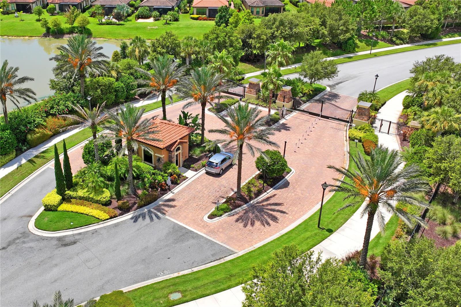 Main Entrance to Esplanade 1 of 2