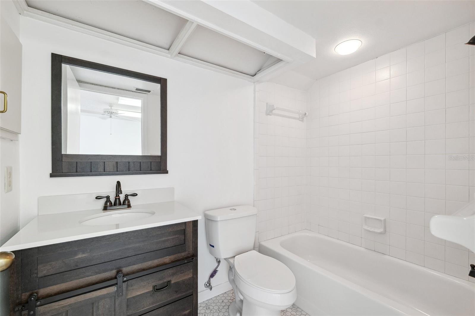 Full Bathroom upstairs
