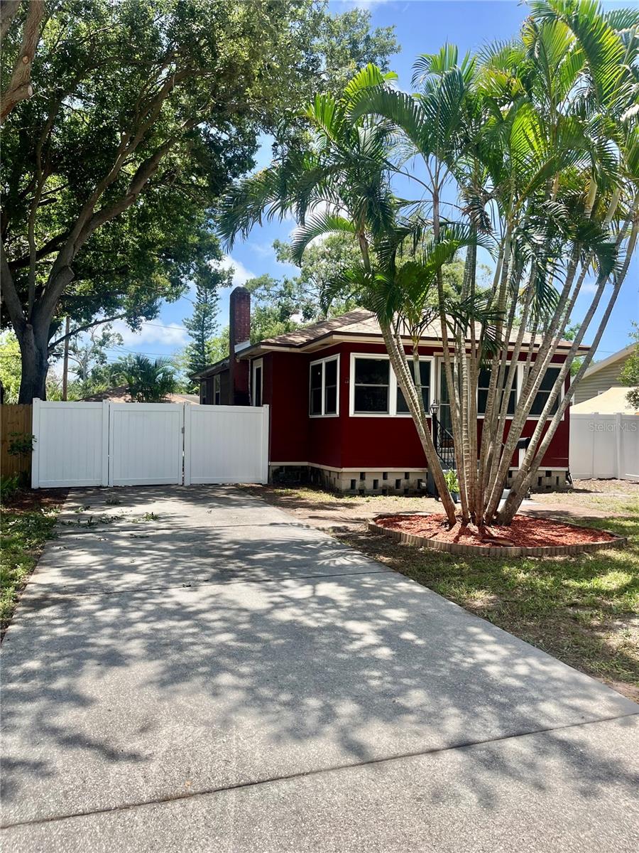 Plenty of private parking and side gate. There is room for your RV, Boat on the side yard.