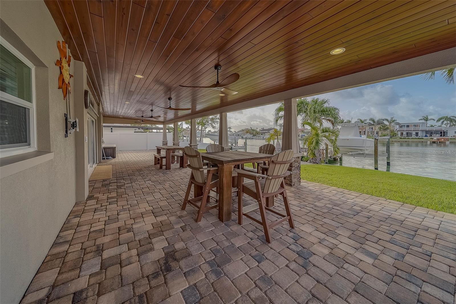 Large covered and great entertaining space