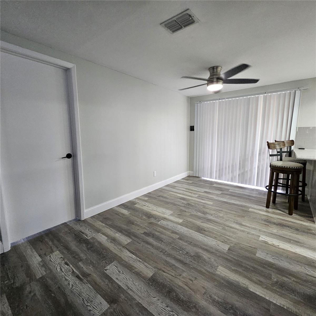 Space for a breakfast table