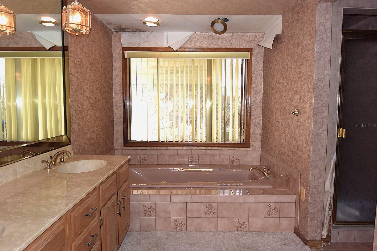 W7876329