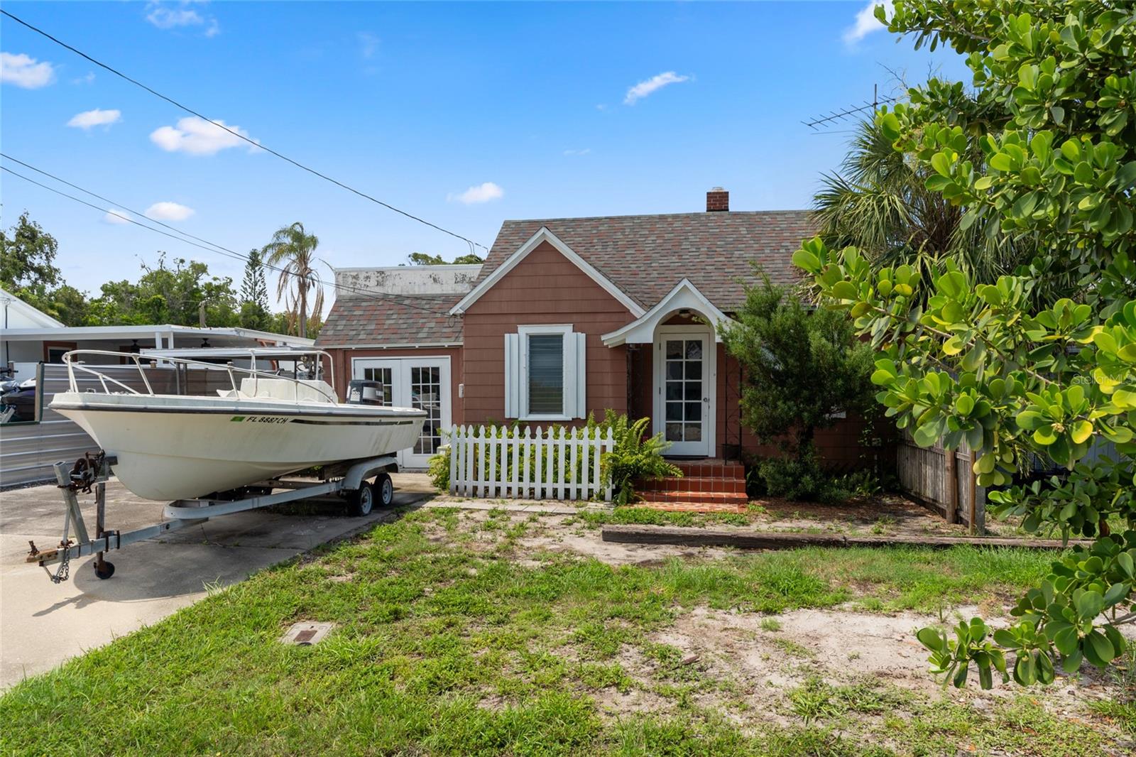 709 Front of House
