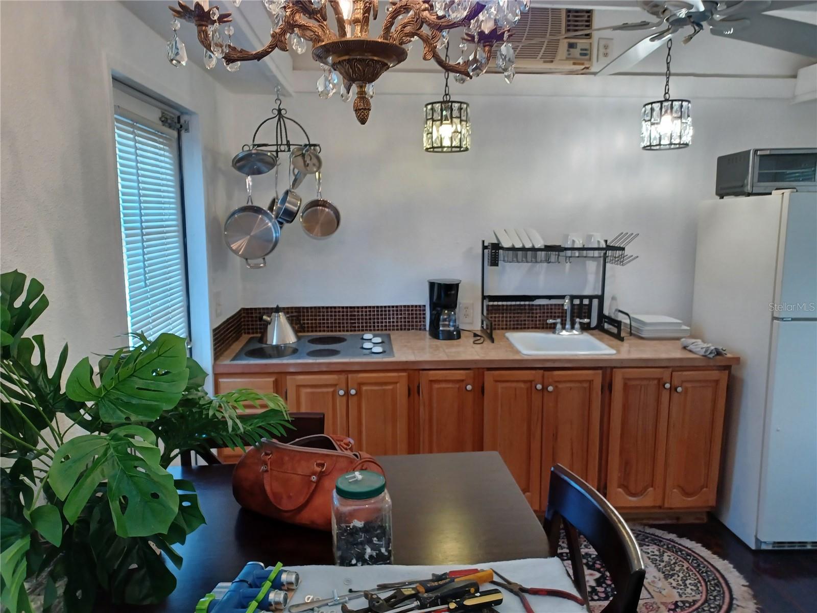 703 Kitchen