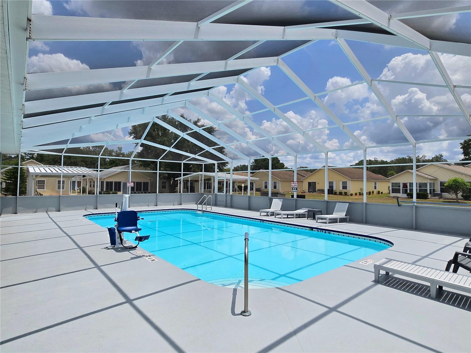 Community pool