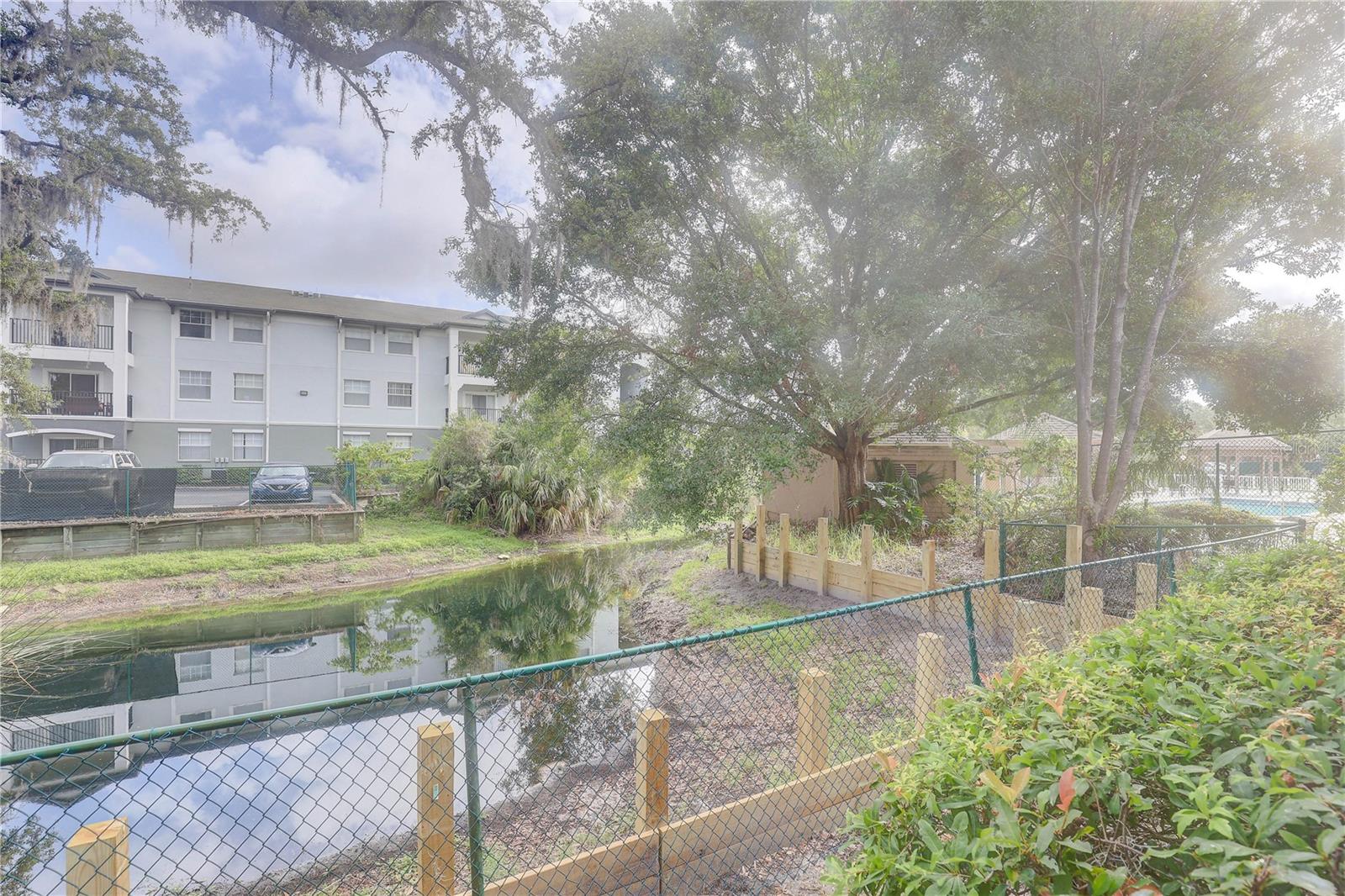 TB8395539