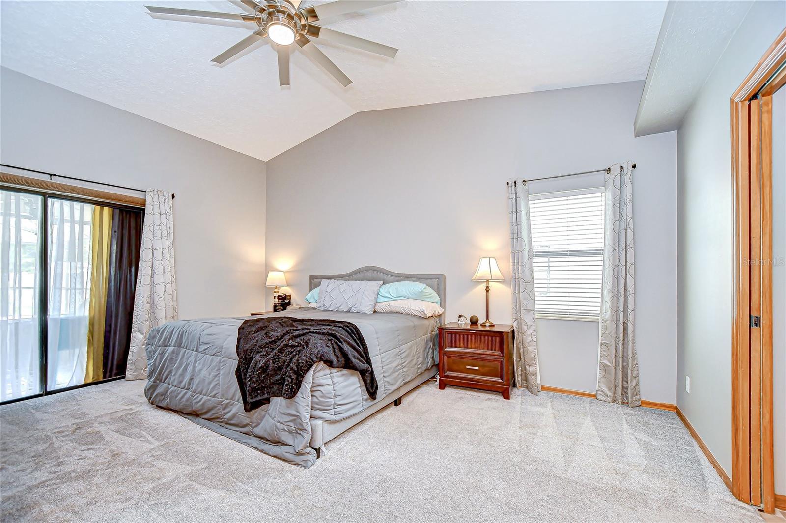 Primary suite with vaulted ceilings!