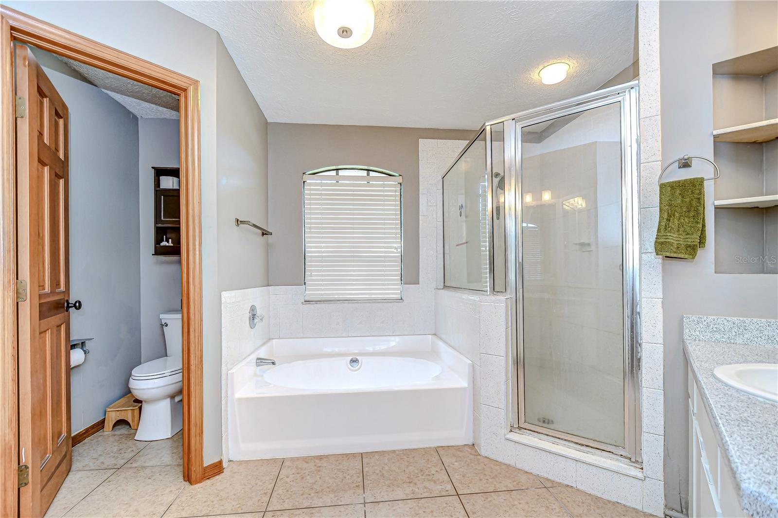 En-suite bathroom!