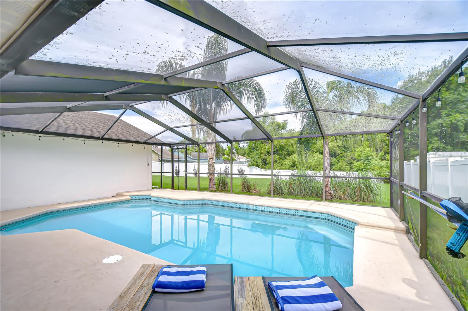 Did someone say pool day!