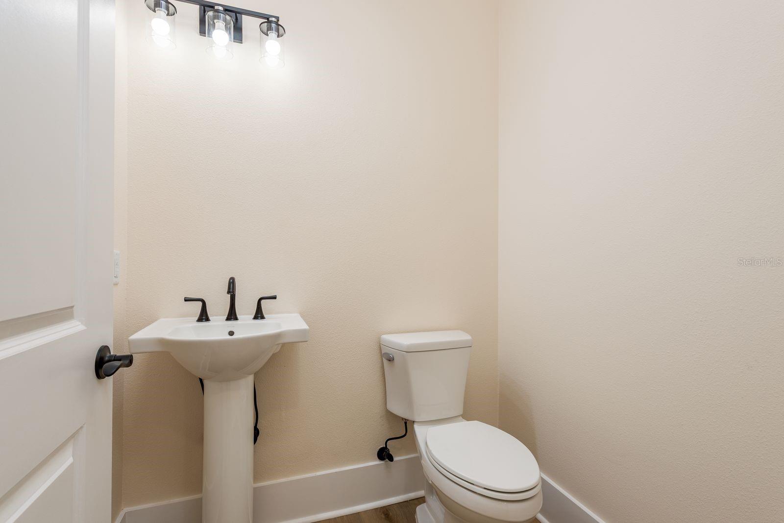 2nd floor half bathroom