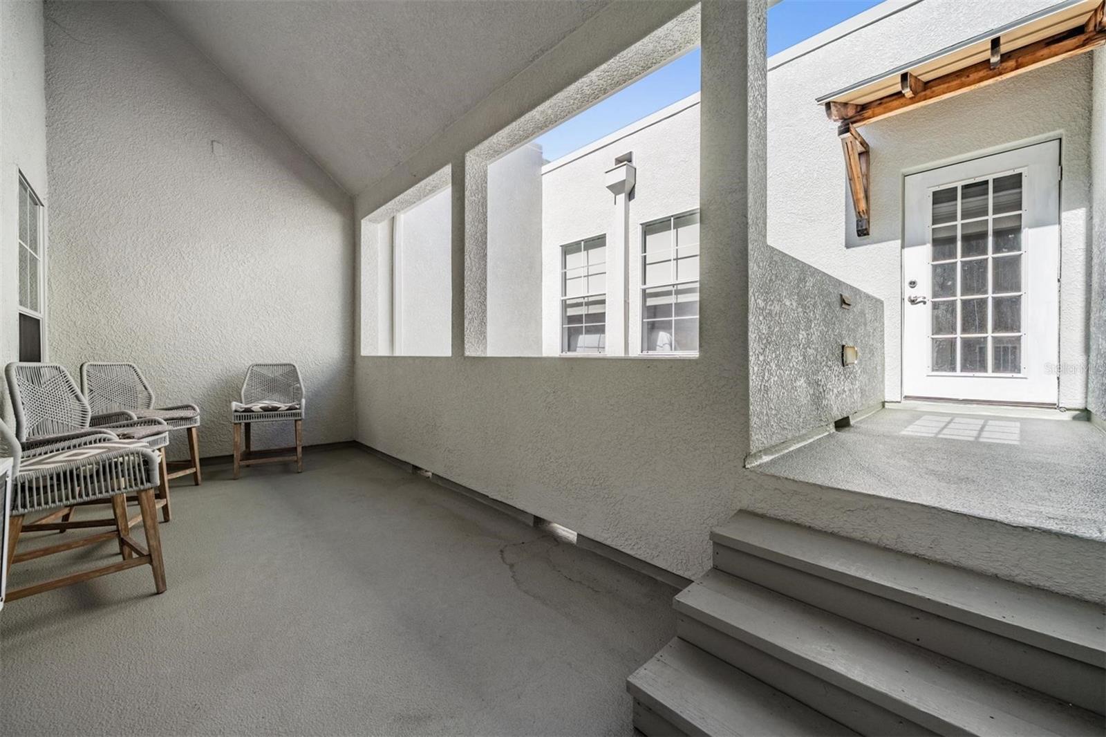 Upstairs patio/balcony outside of bonus room