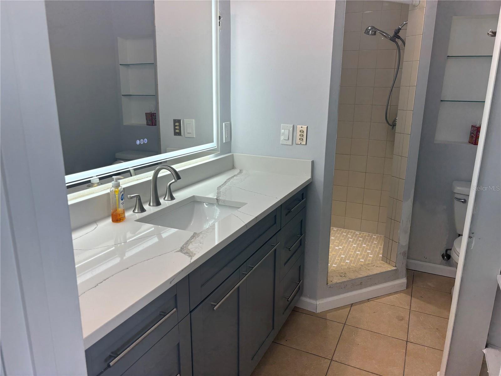 primary bedroom ensuite bath