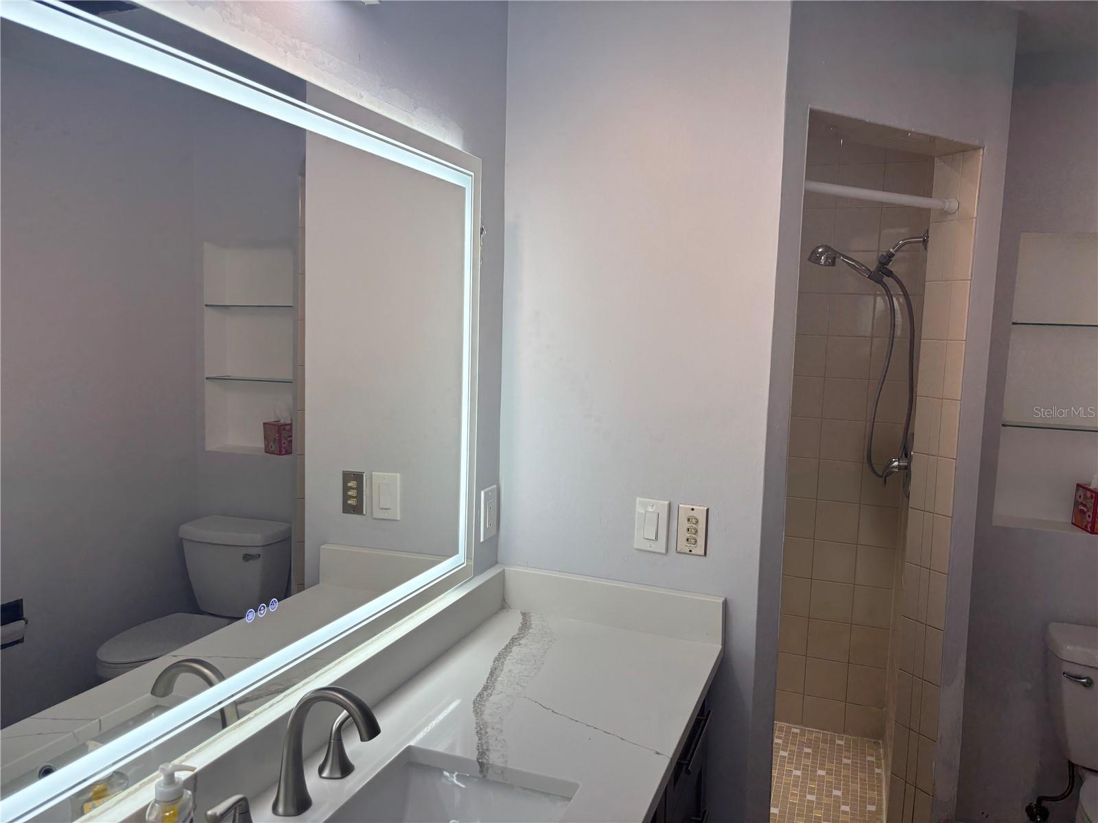 primary bedroom ensuite bath