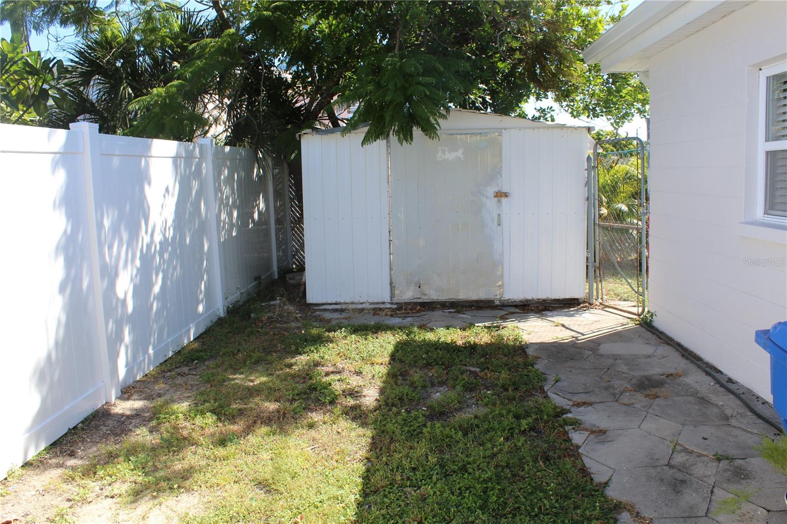 RV/BOAT PARKING AND SHED
