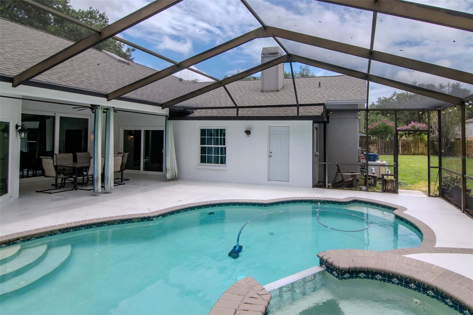 Screened Lanai and Pool