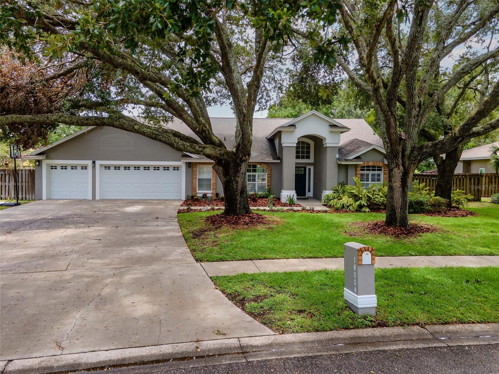 Curb Appeal-Mature Landscaping