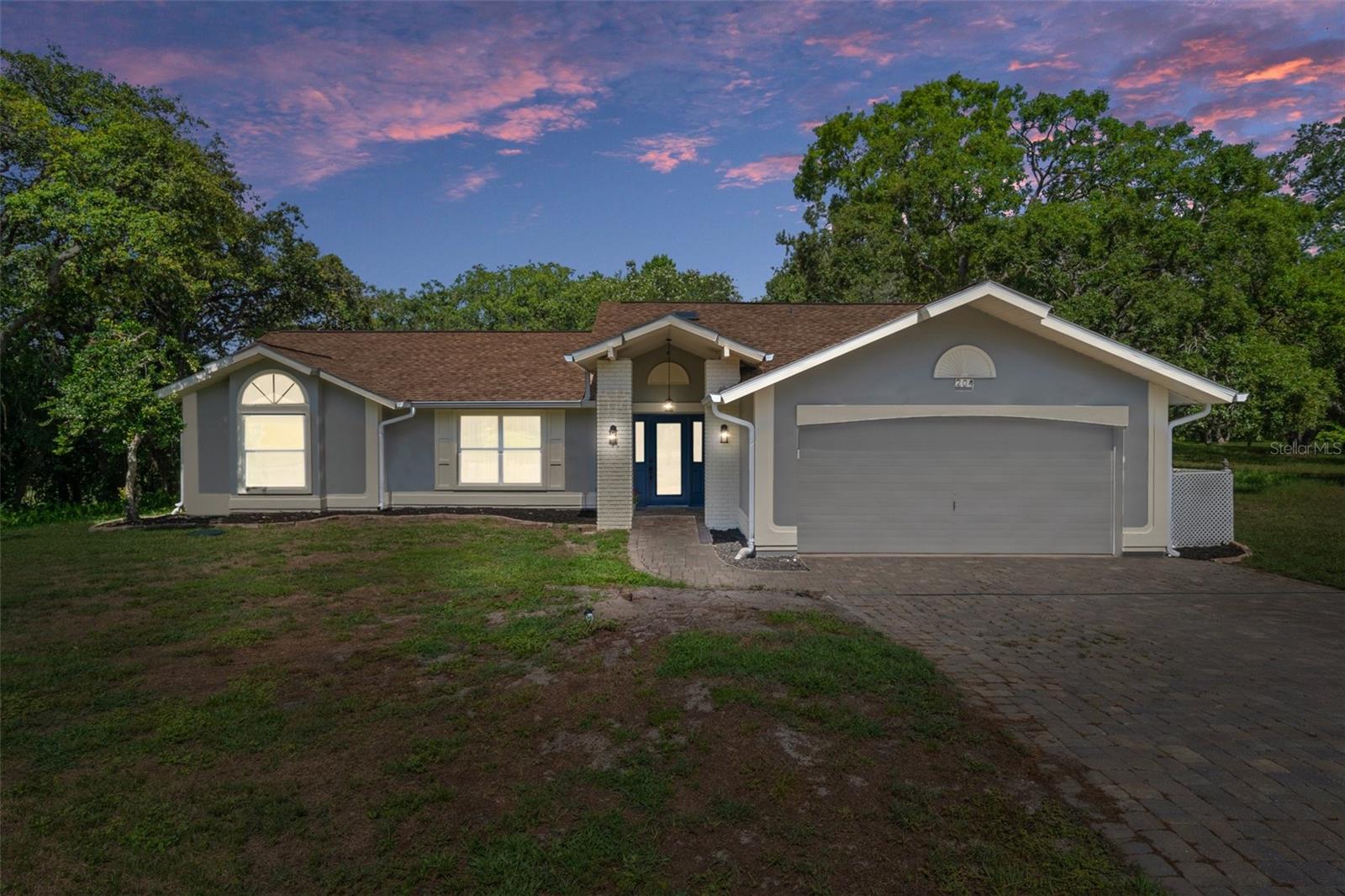 204 Oak Lake DR-Live Large in Florida
