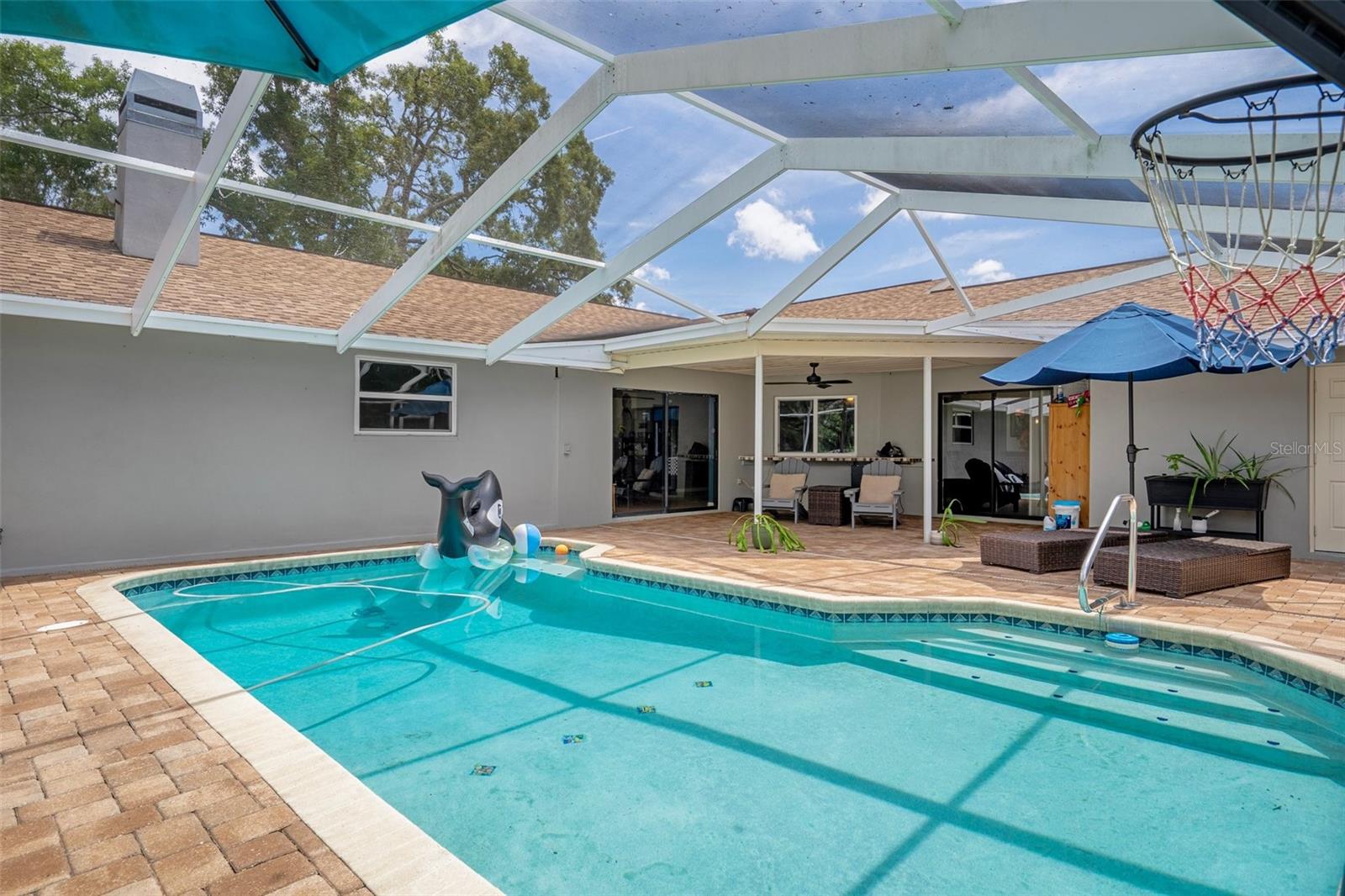 Pool deck