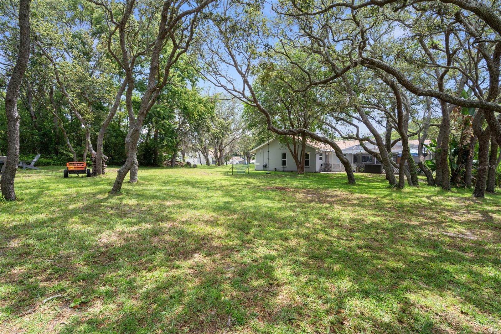 Big yard for soccer practice, gardening and family time!