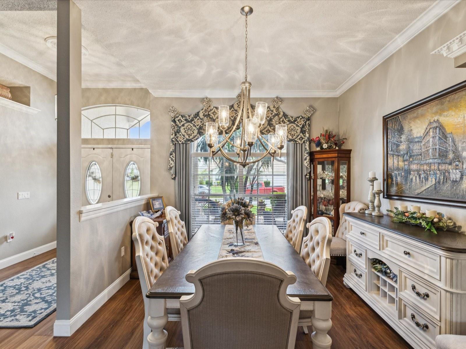FORMAL LIVING ROOM