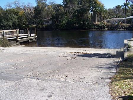 Lowry Park Hillsborough River Boat Ramp Less than 1 mile Away