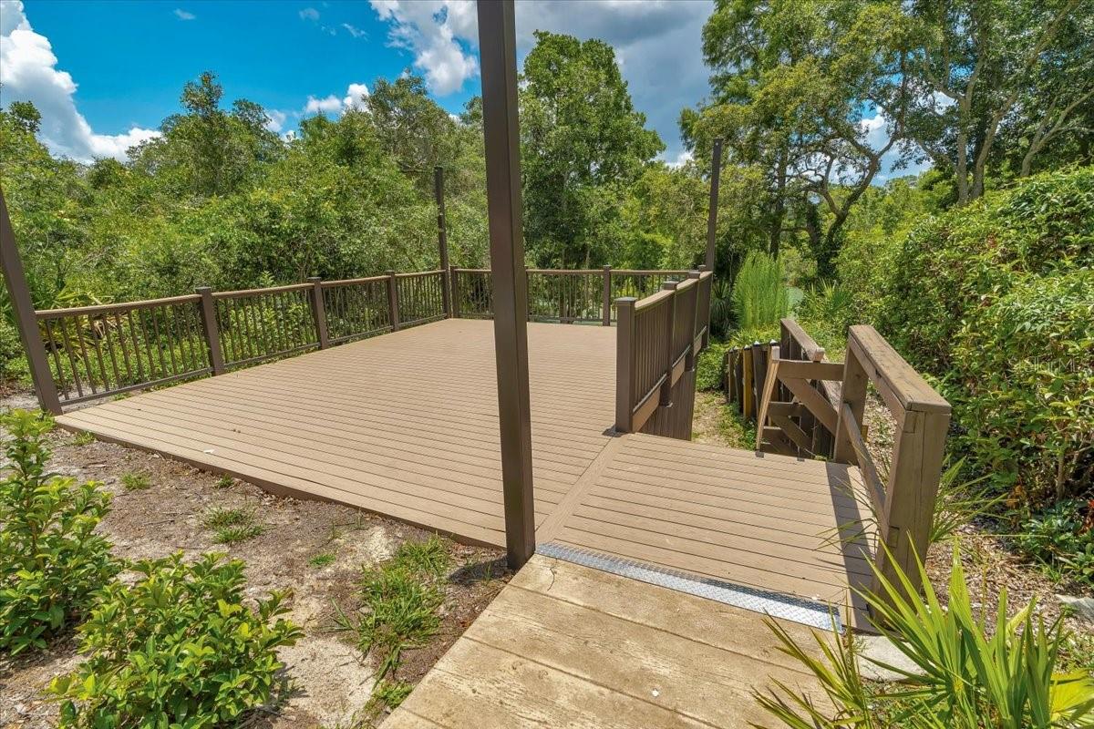 Access to Weeki Wachee river