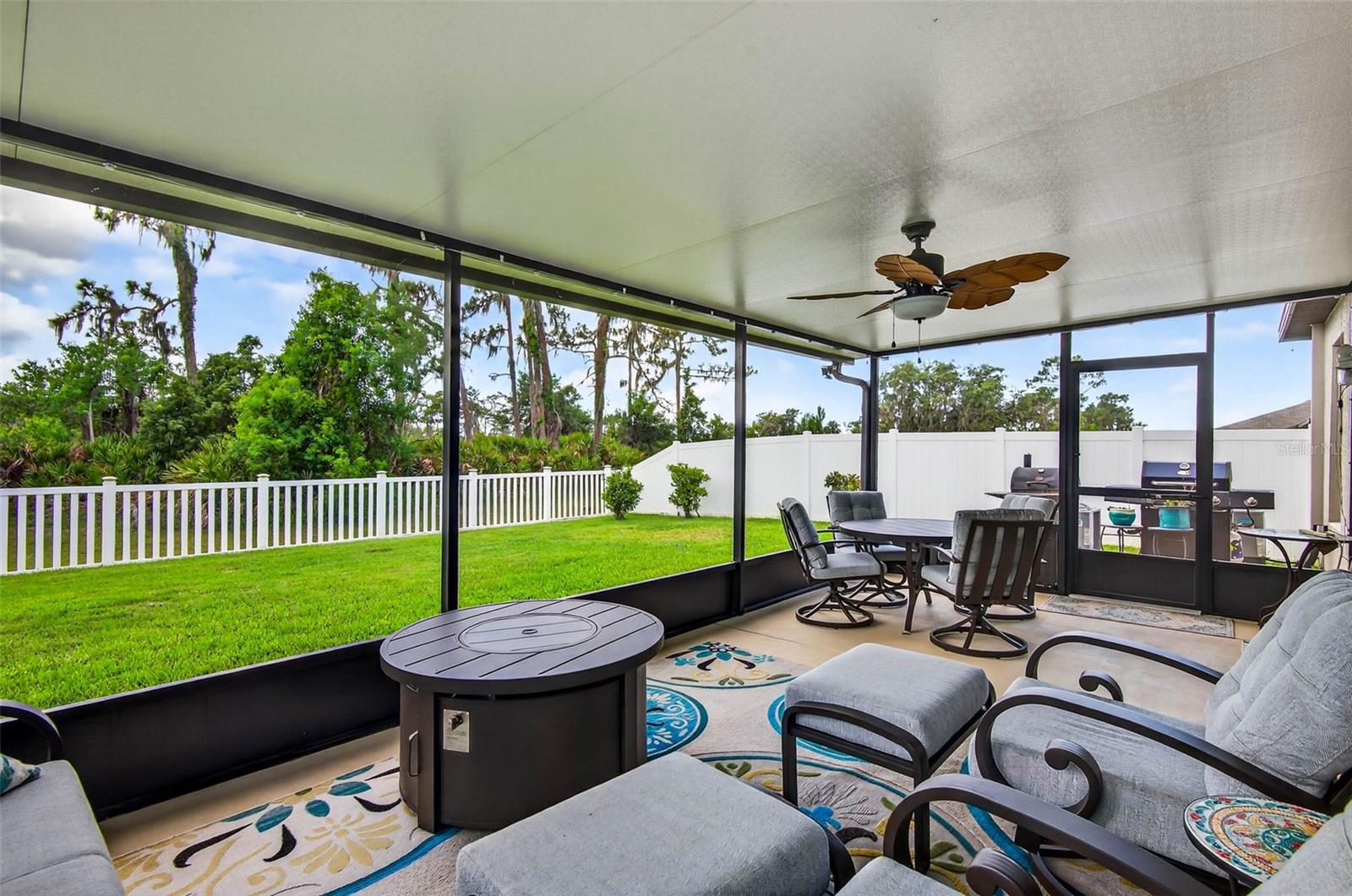 Screened In Patio