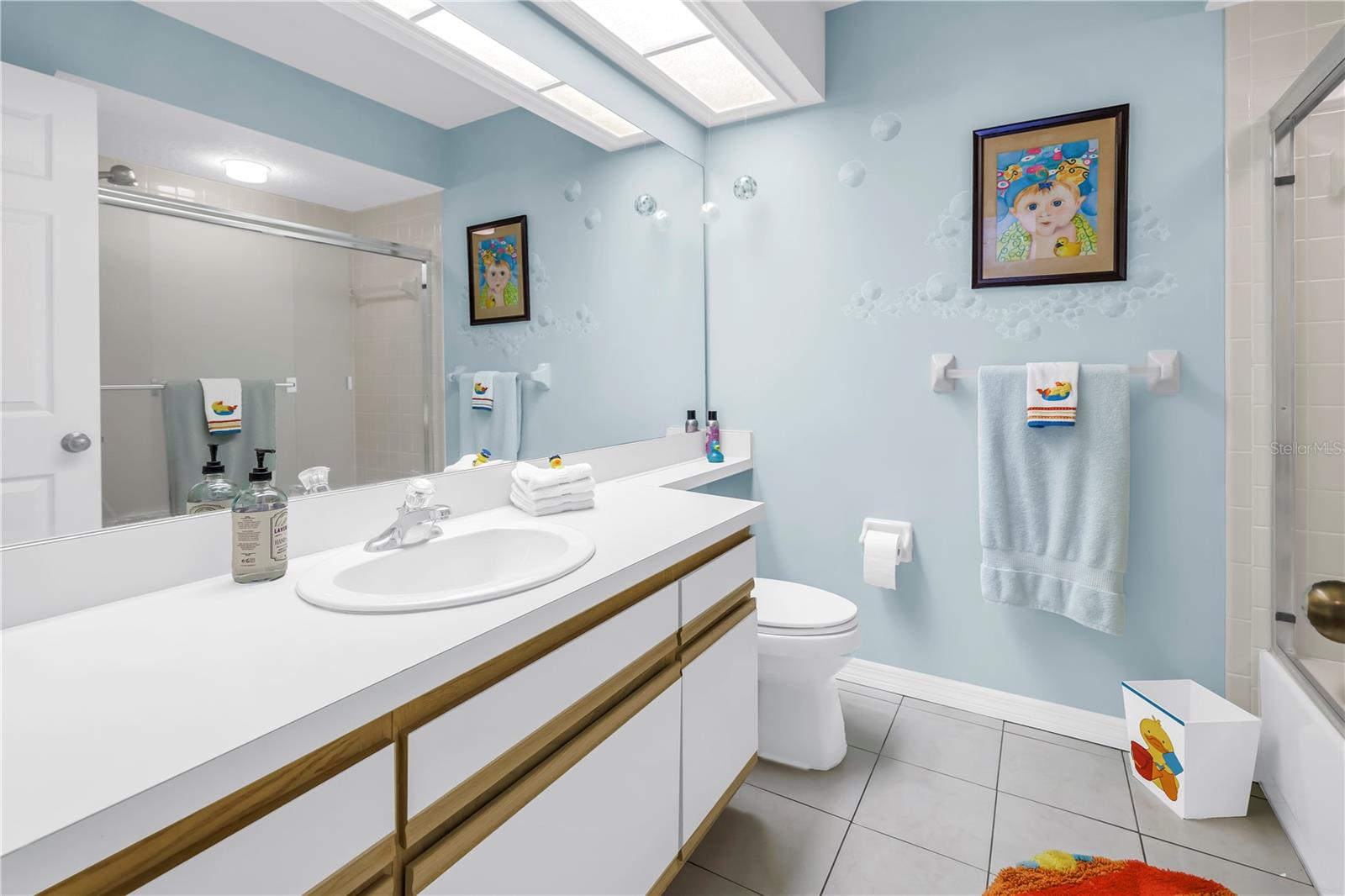 Upstairs Full Bath