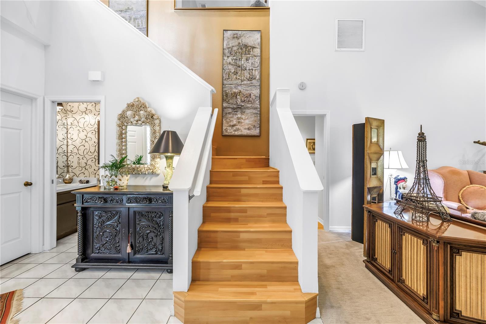 Safe Landing on stairs to upper level