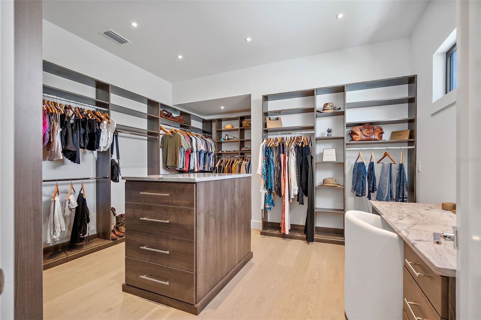 A dream closet, for sure
