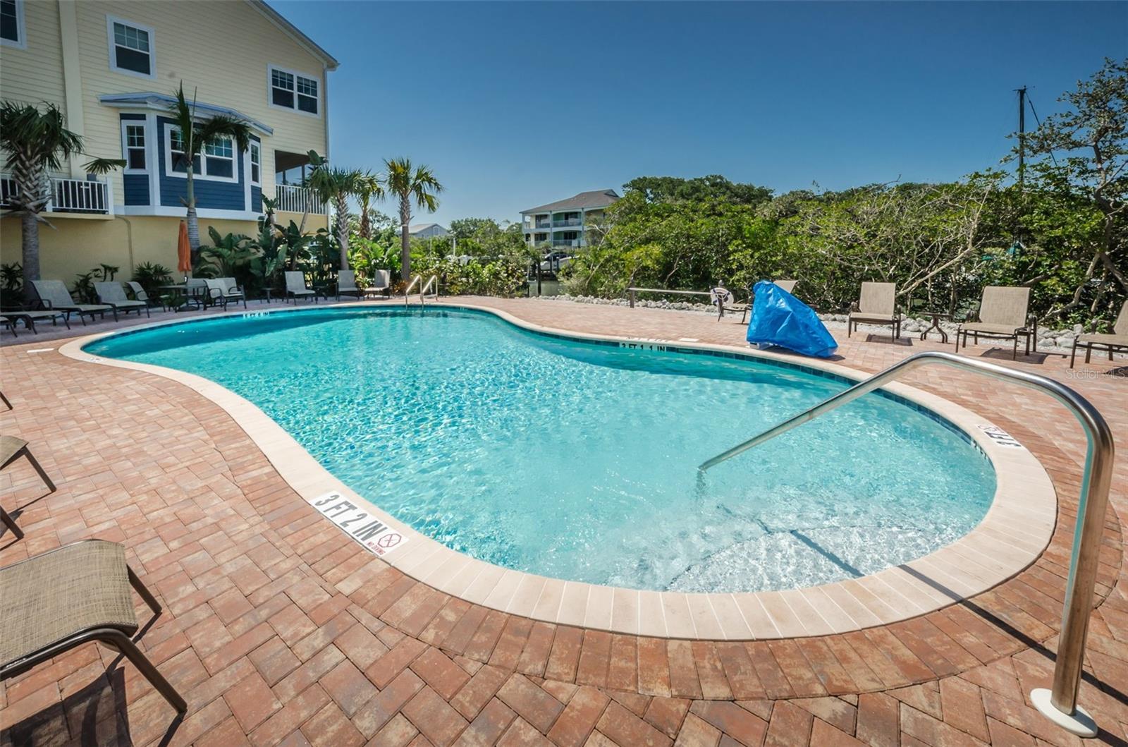 Community Heated Inground Pool & Spa