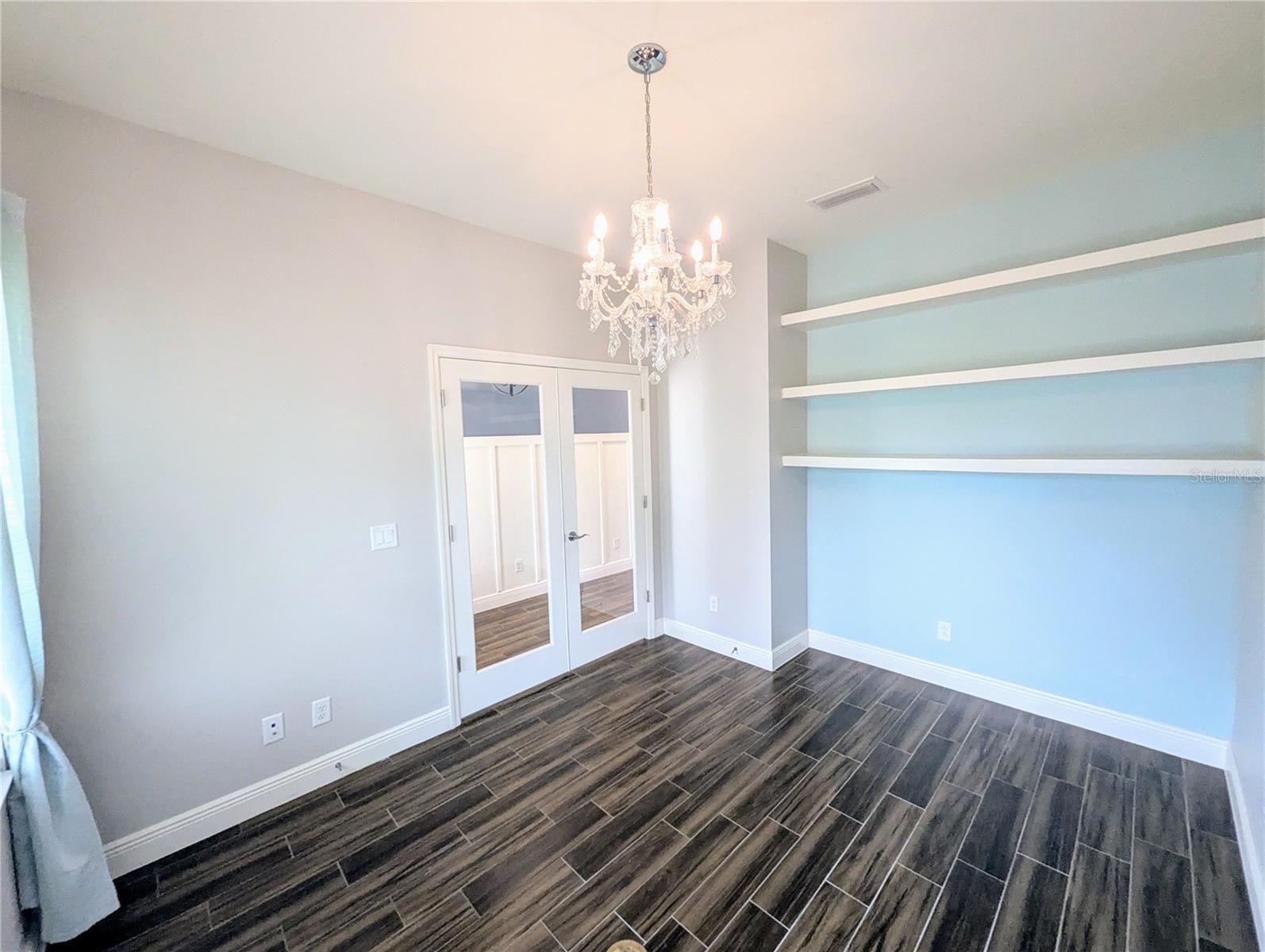 Office/Bonus Room