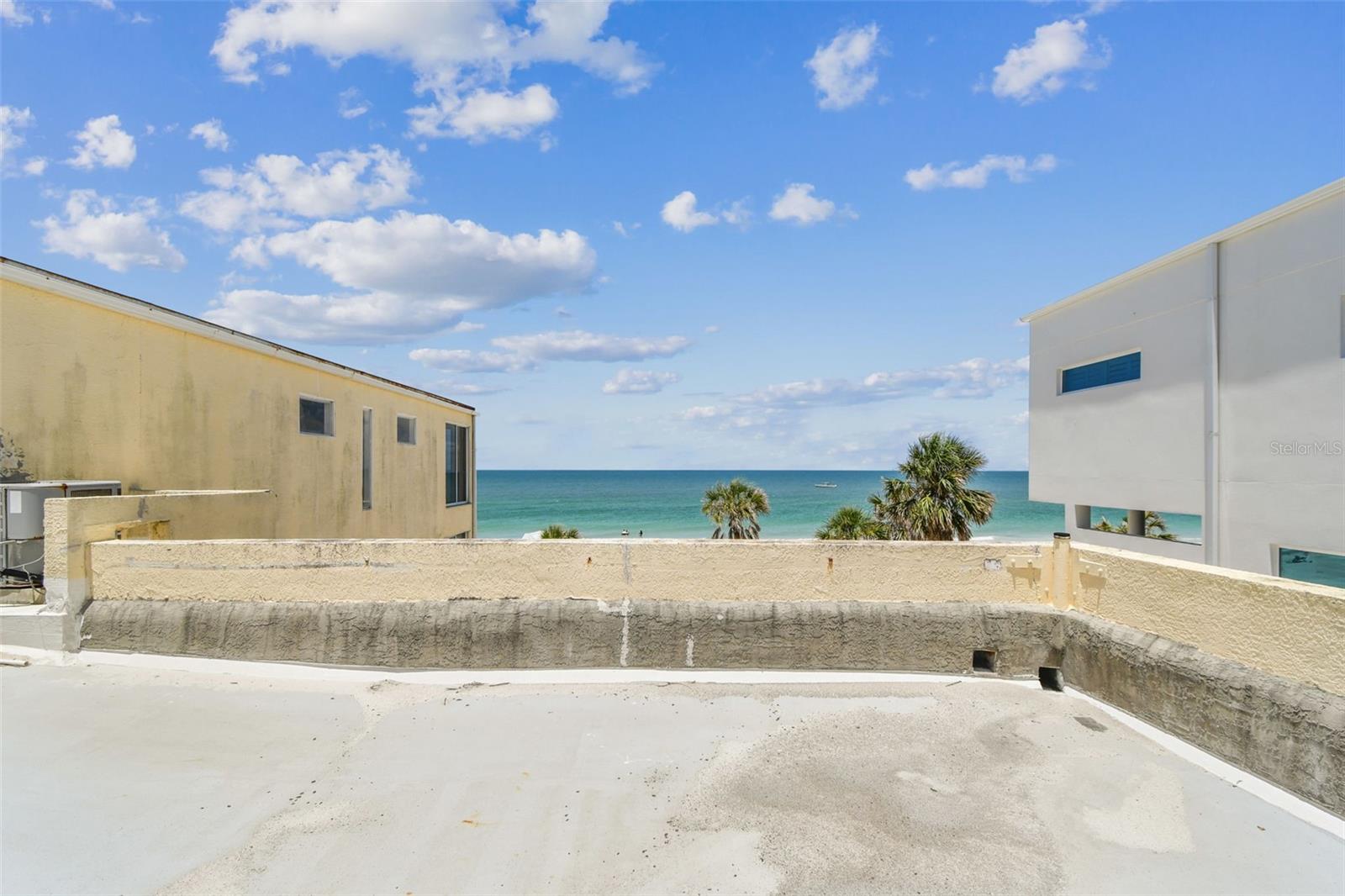 3rd  floor rooftop w/Gulf Views