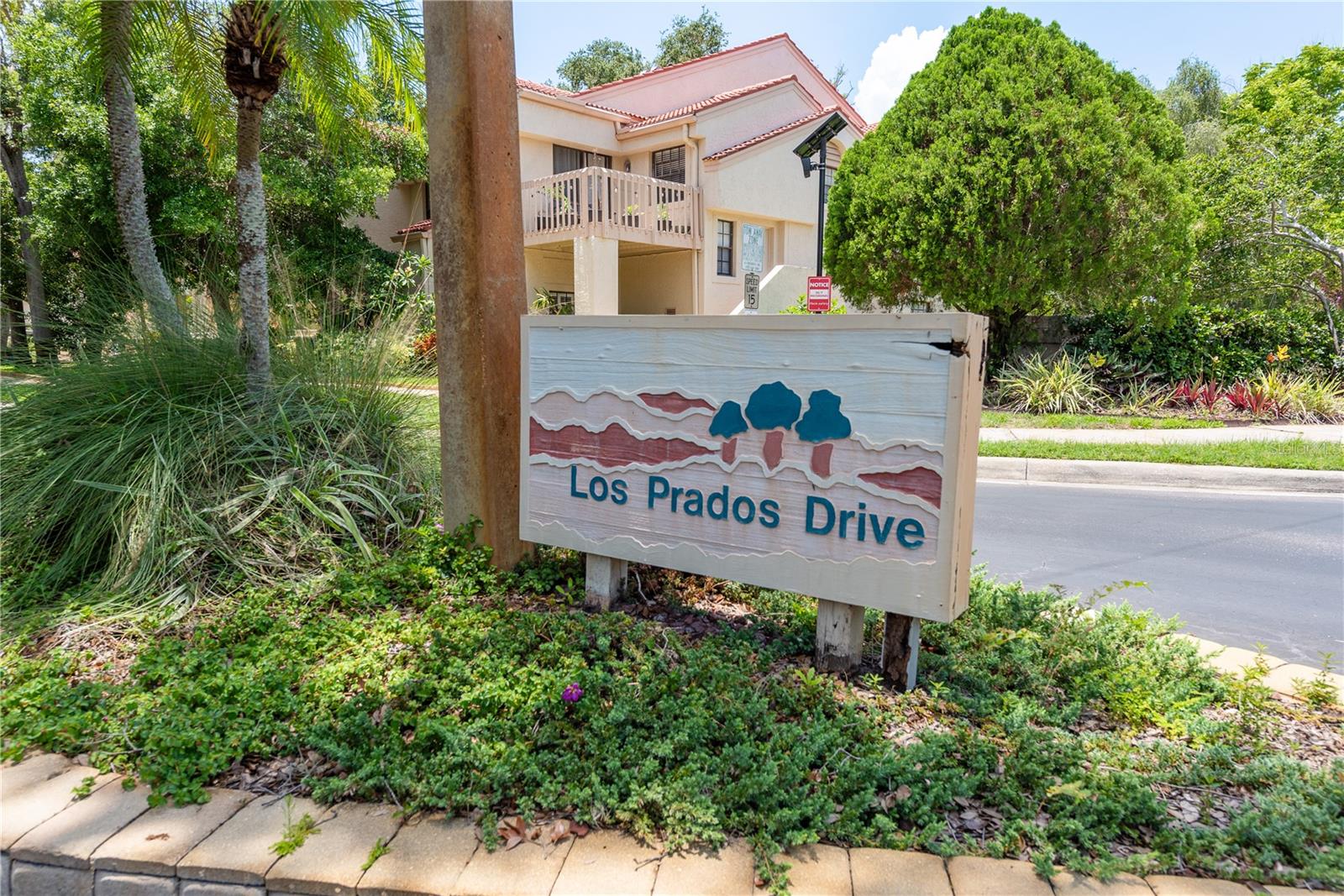 Welcome to Los Prados