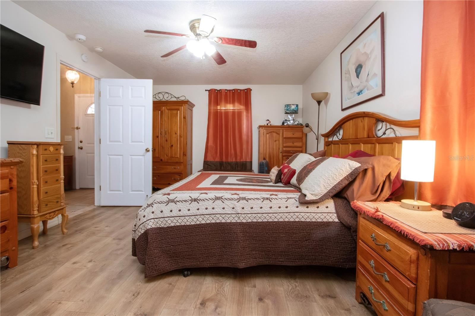 Large Primary Bedroom