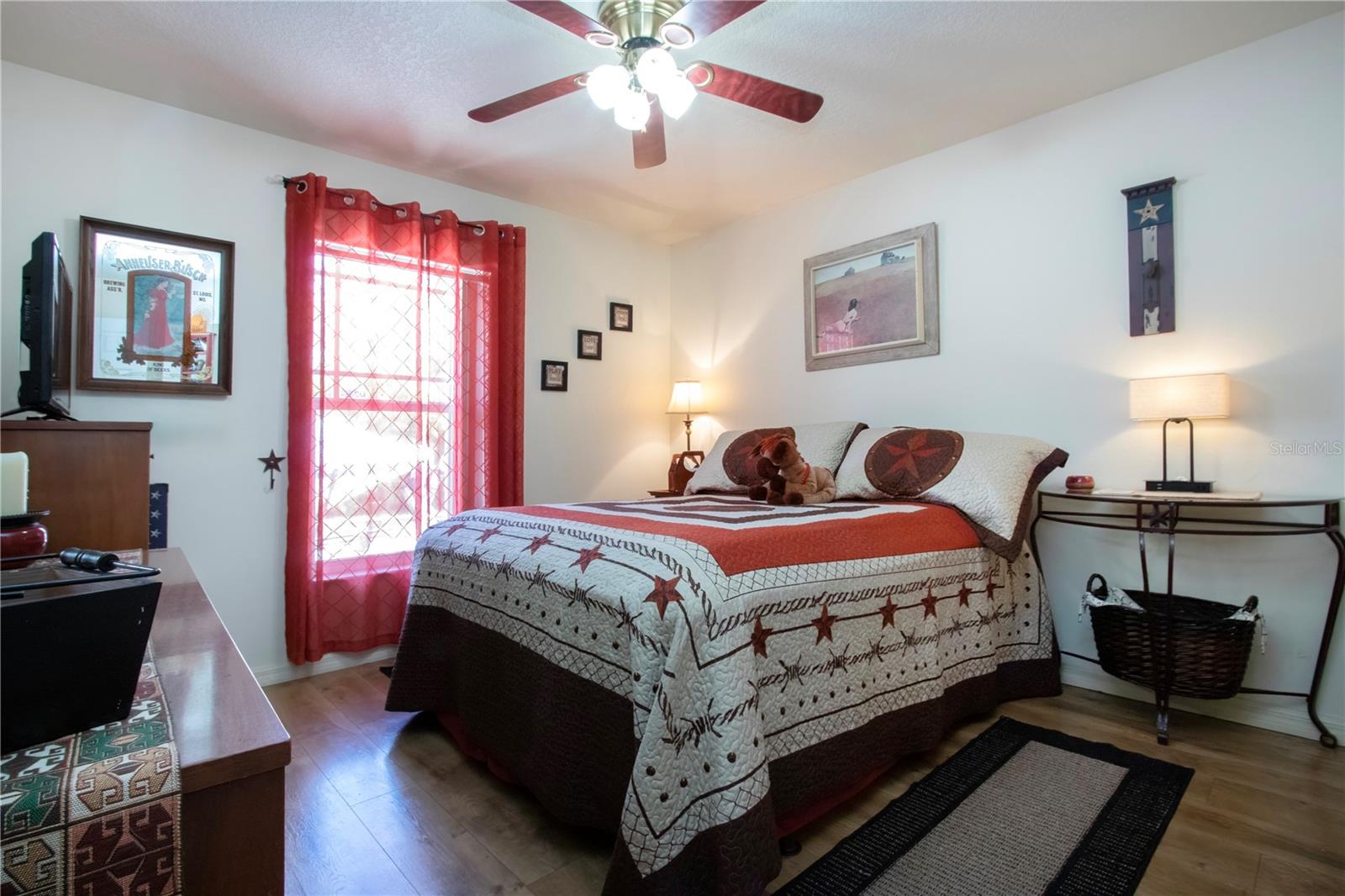 2nd Bedroom