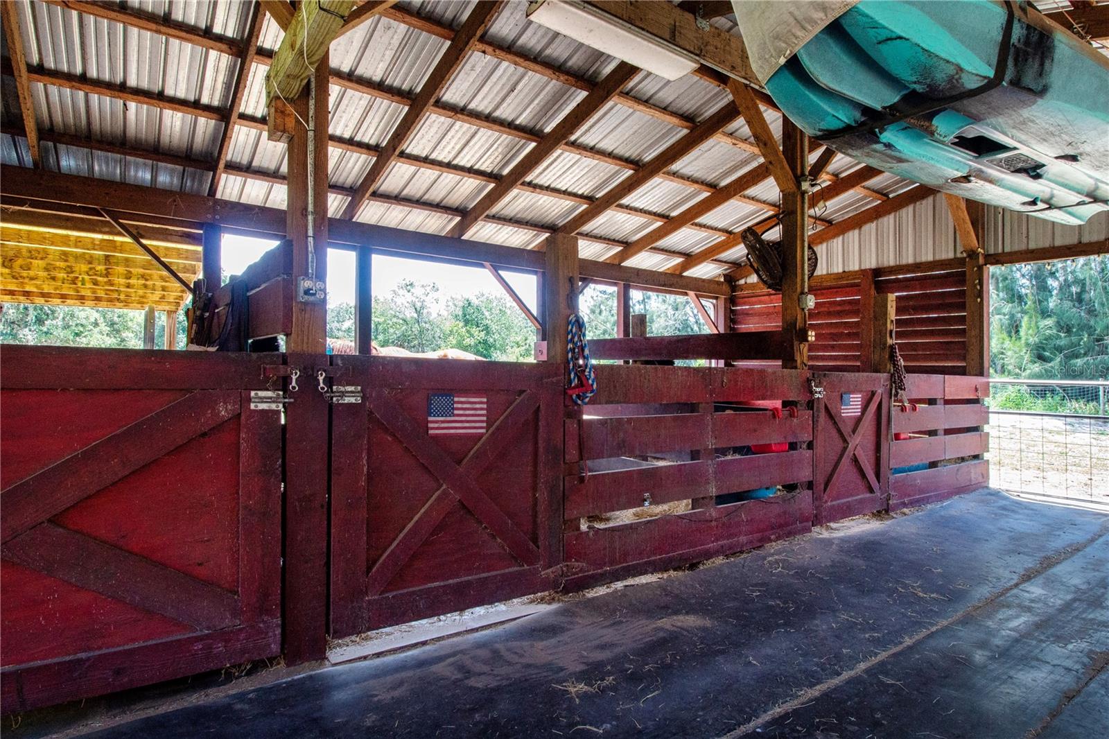 3 Stall Barn