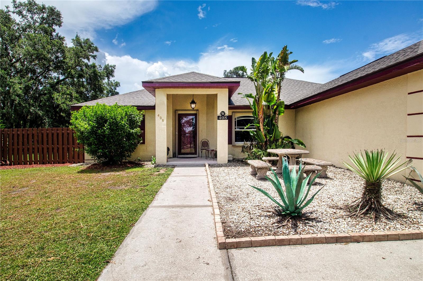 Front Entry Way